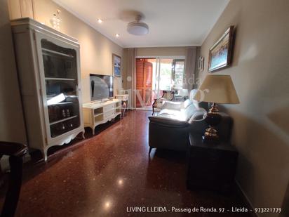 Living room of Flat for sale in  Lleida Capital  with Air Conditioner, Heating and Terrace