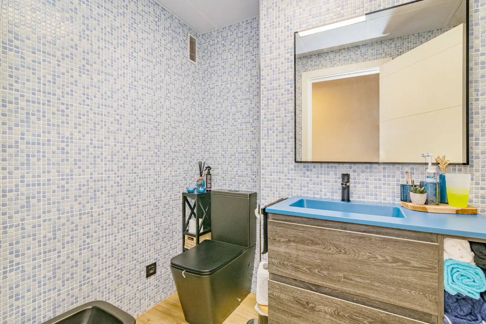 Badezimmer von Wohnung zum Verkauf in Armilla mit Balkon und Gemeinschaftspool