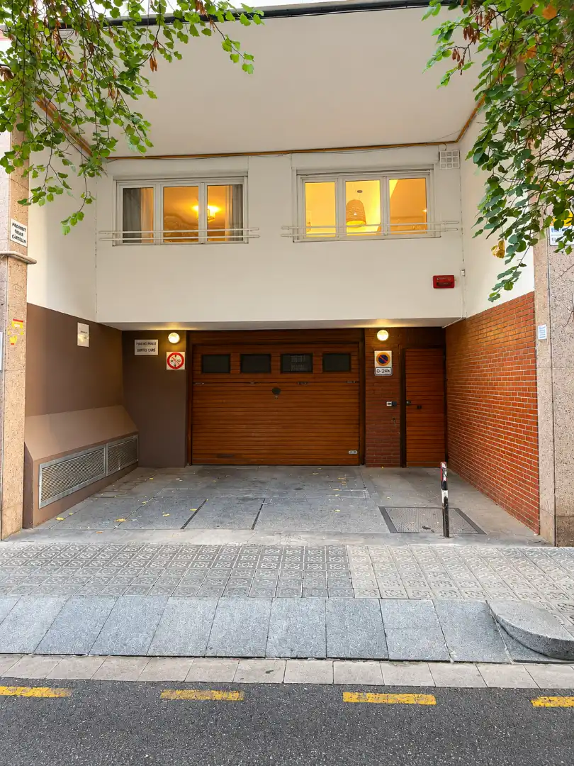 Parking de Garaje de alquiler en Les Corts