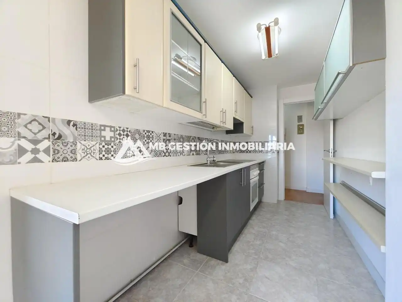 Küche von Wohnung zum Verkauf in Fuenlabrada mit Heizung, Terrasse und Schwimmbad