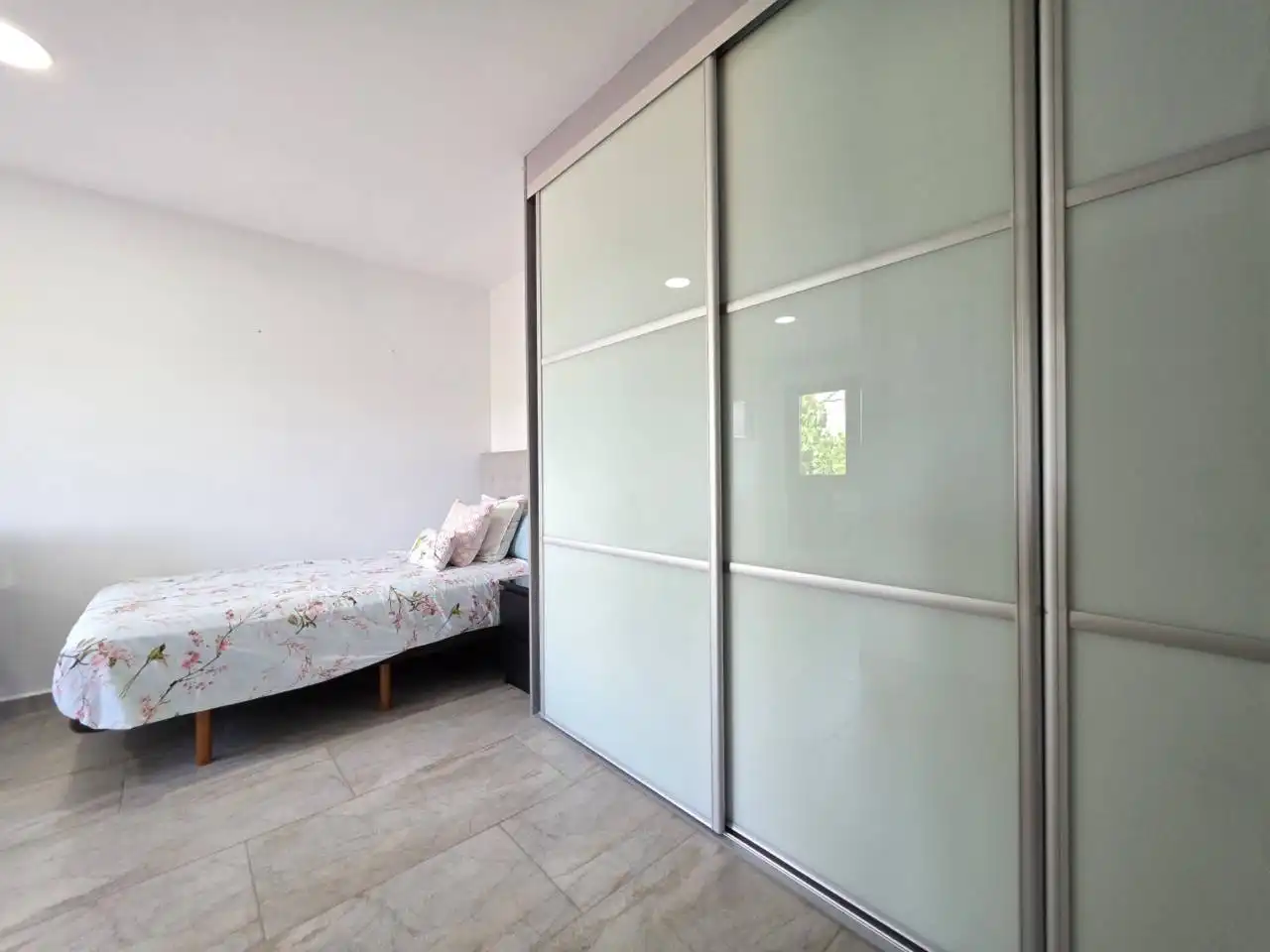 Habitación de Casa o chalet en venta en Montcada i Reixac con Aire acondicionado, Calefacción y Jardín privado
