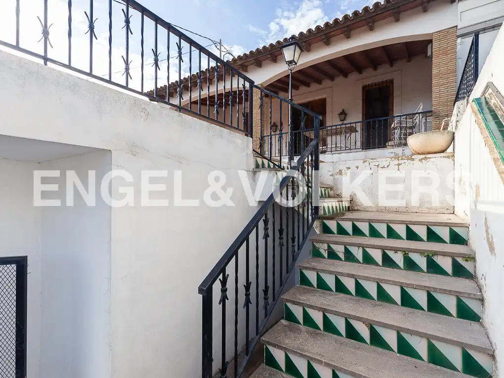 Exterior view of Houses for sale in Godella  with Heating, Private garden and Terrace