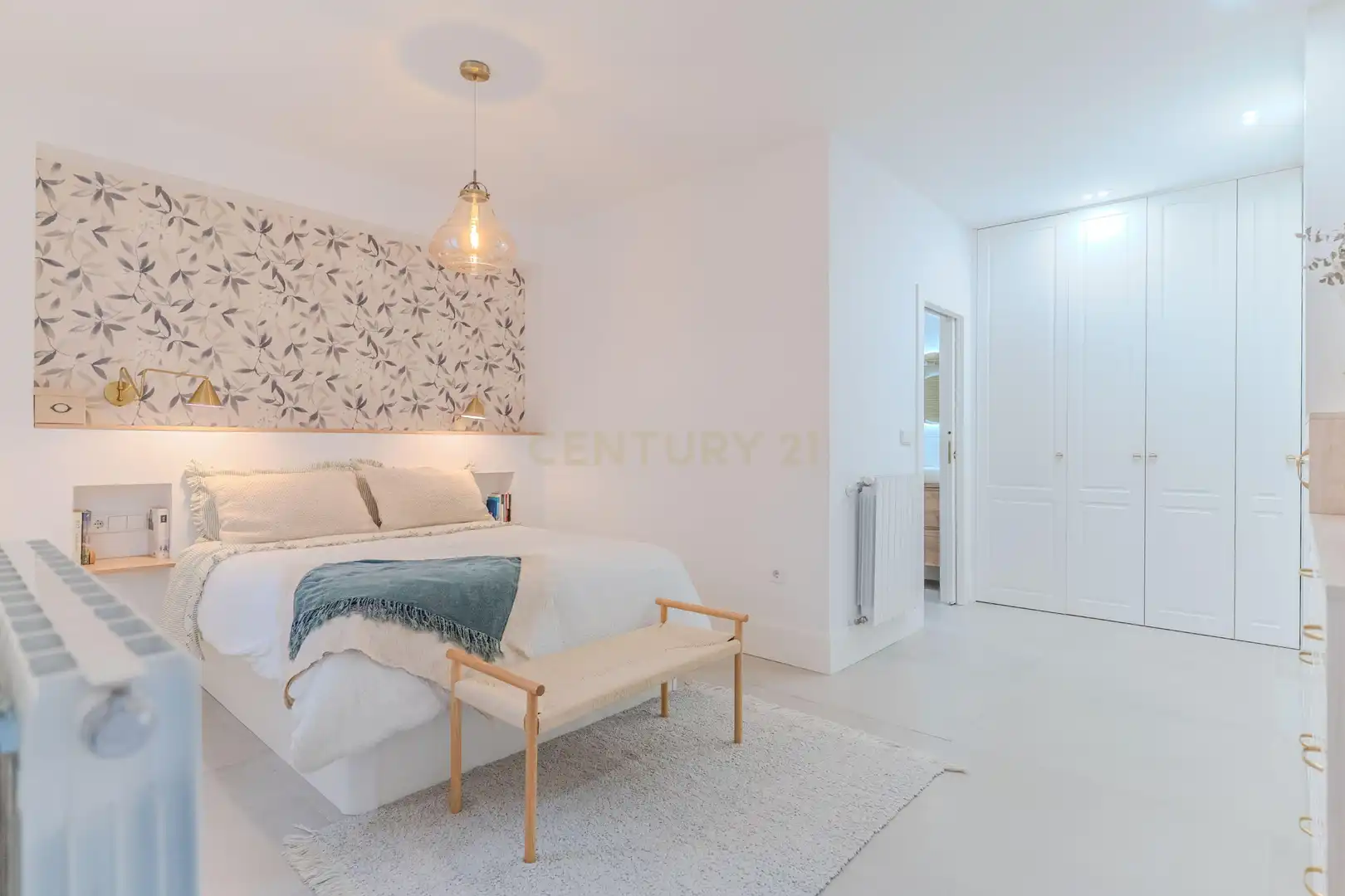 Bedroom of Apartments for sale in Granada  with Oven, Washing machine and Microwave