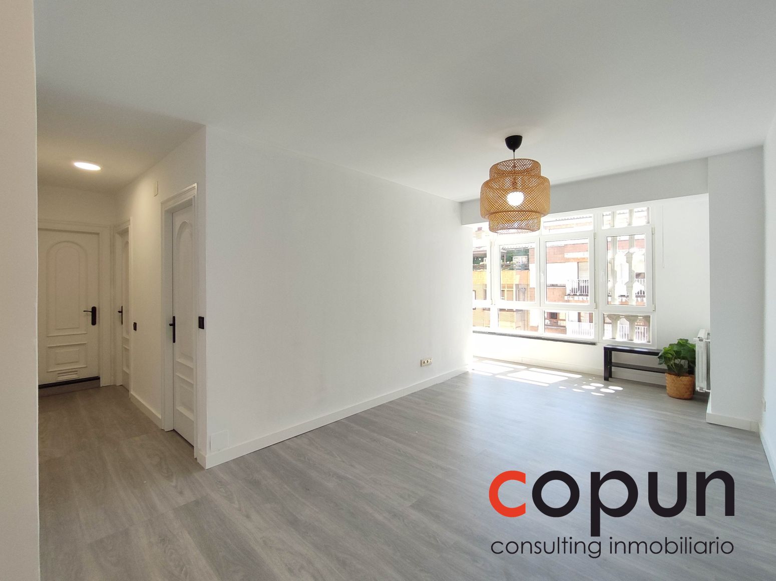 Living room of Flat for sale in Oviedo   with Heating and Storage room