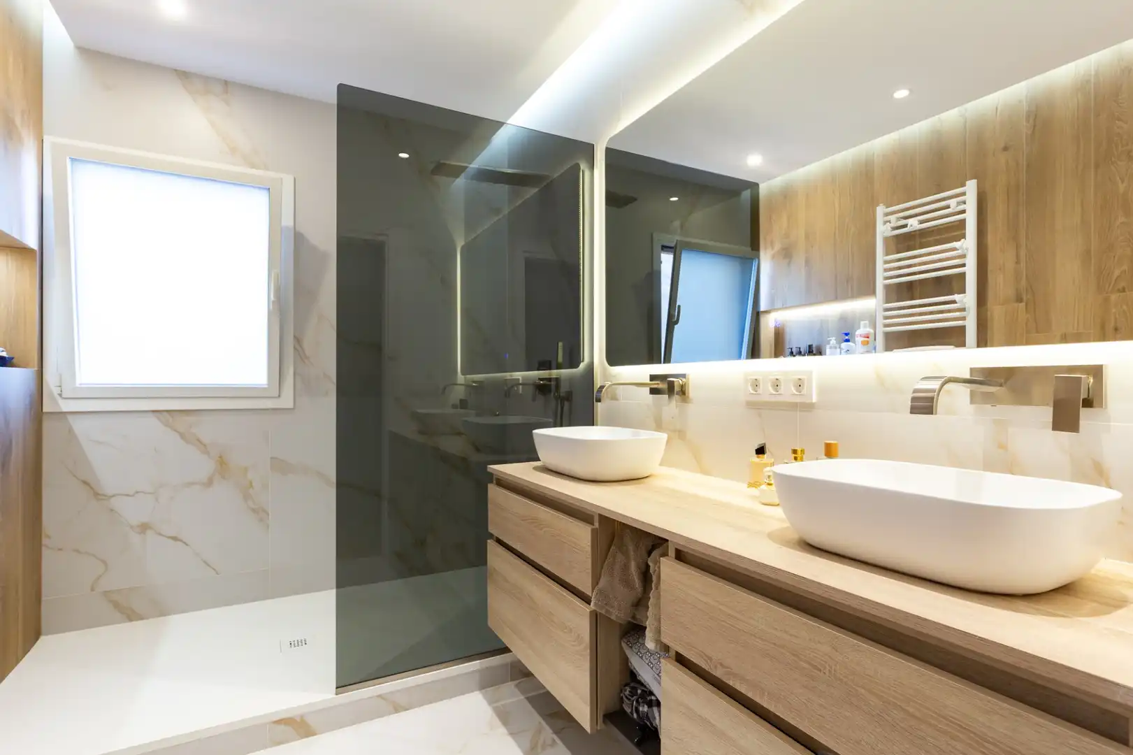 Baño de Casa o chalet en venta en Sant Just Desvern con Aire acondicionado, Calefacción y Terraza