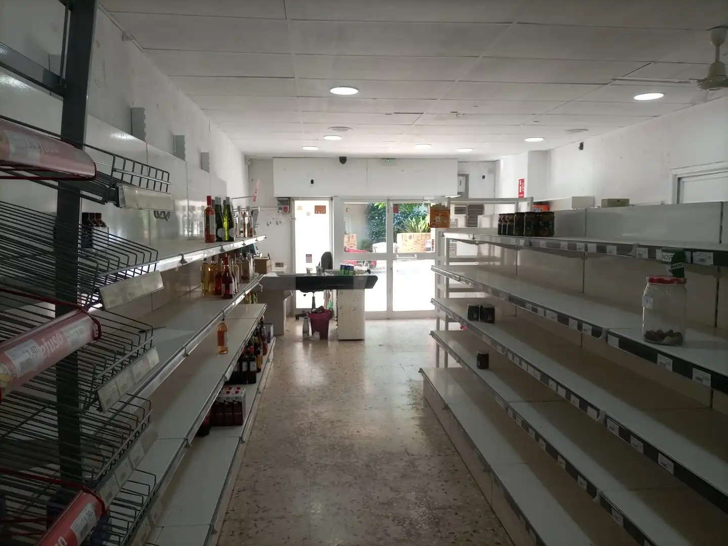 Business premises to rent in Carrer Prínceps d'Espanya 69, imagen 3