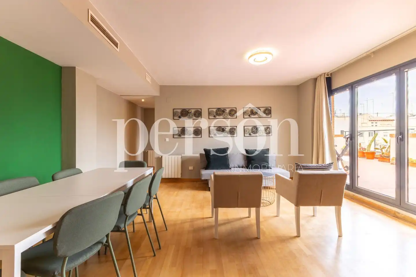 Sala de estar de Ático de alquiler en Valencia con Aire acondicionado, Terraza y Amueblado