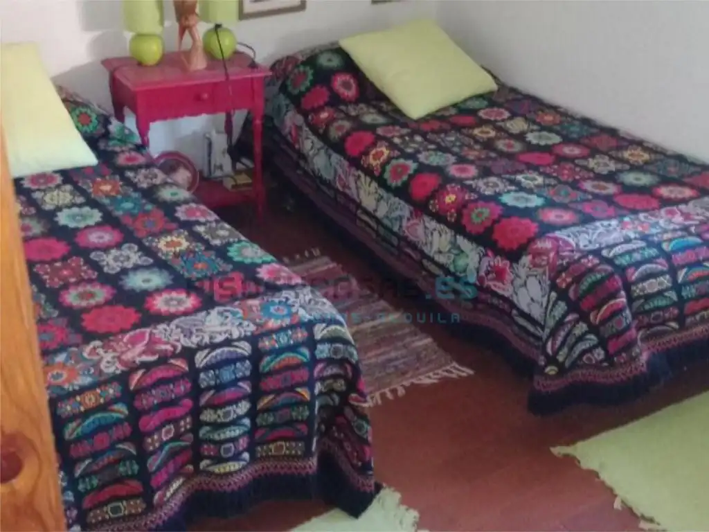 Dormitori de Casa adosada en venda en Landete