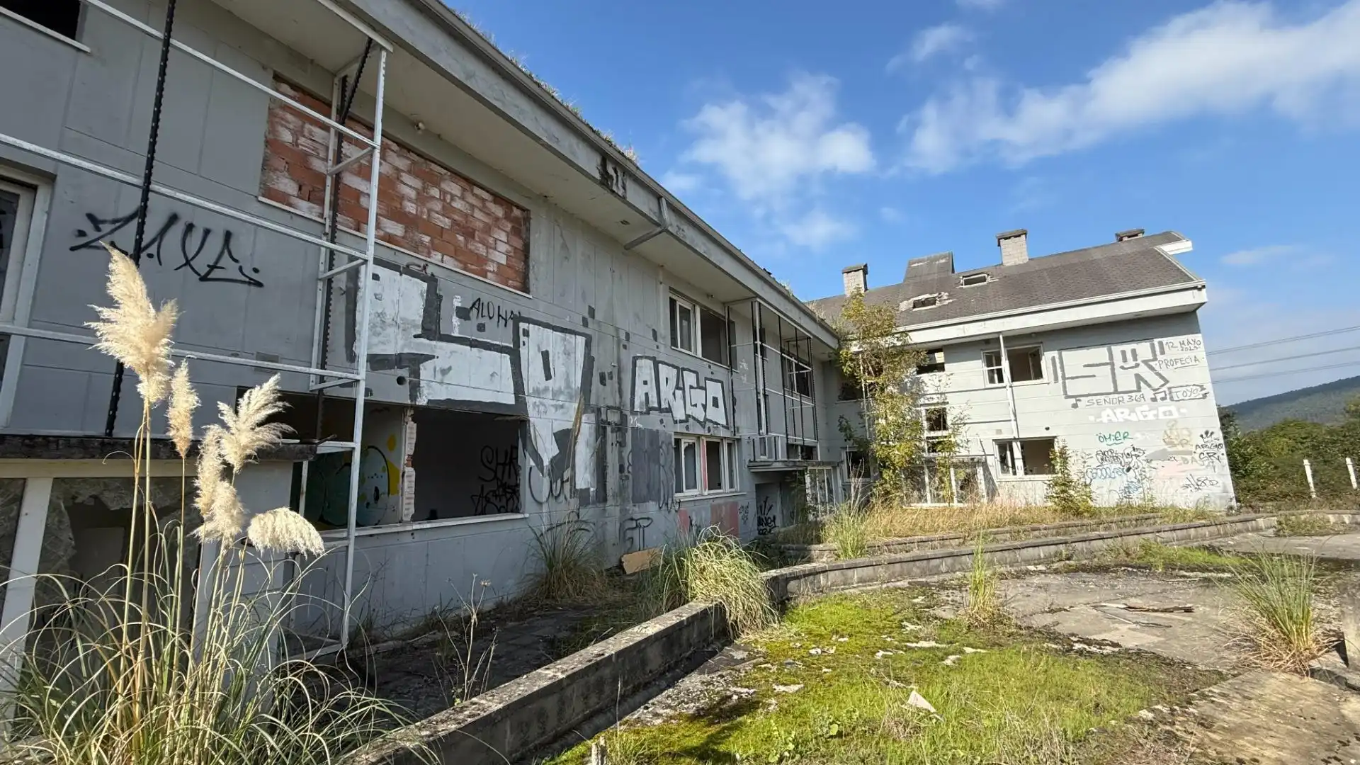 Außenansicht von Gebäude zum Verkauf in Castañeda
