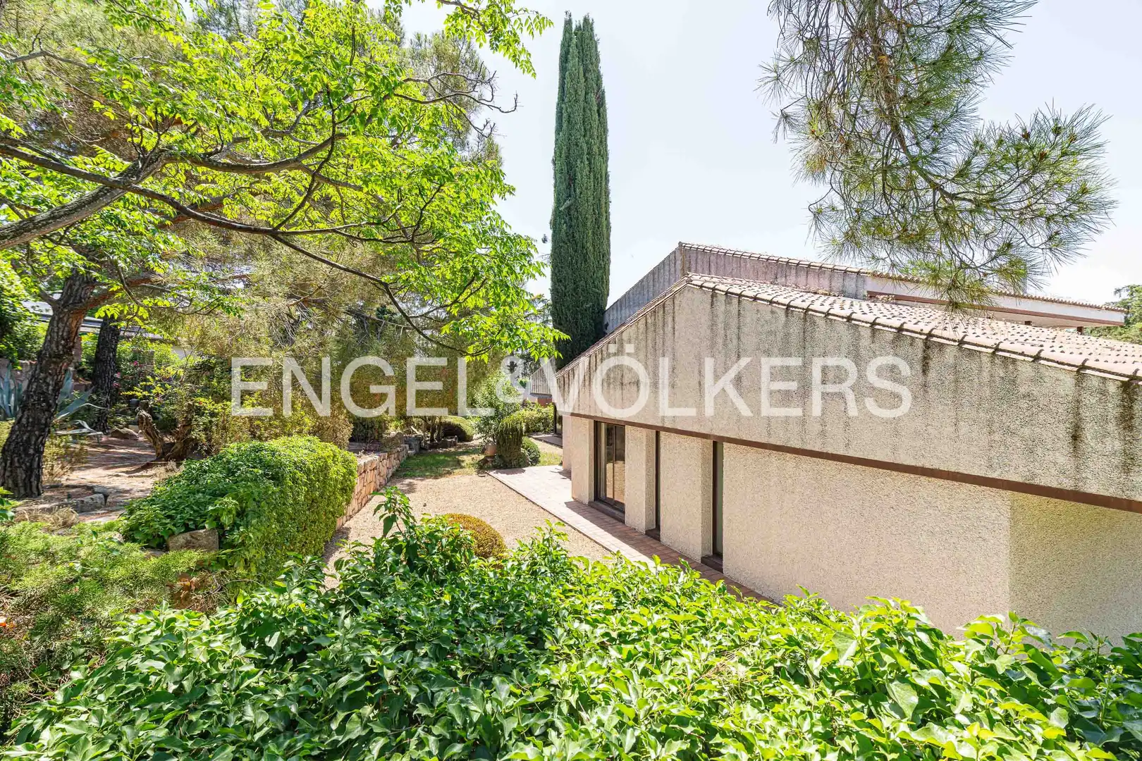 Vista exterior de Casa o chalet en venta en Las Rozas de Madrid con Calefacción, Jardín privado y Terraza