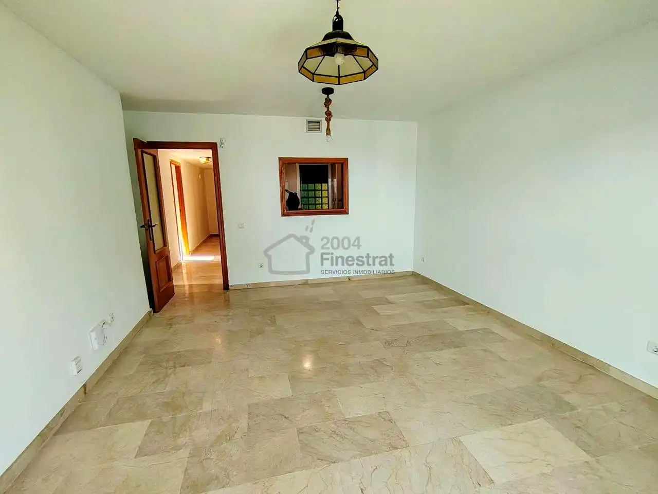 Vista exterior de Apartament en venda en Benidorm amb Terrassa i Alarma
