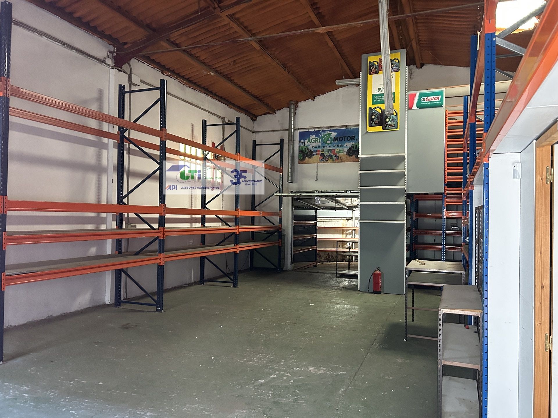 Industrial buildings for sale in  Zaragoza Capital