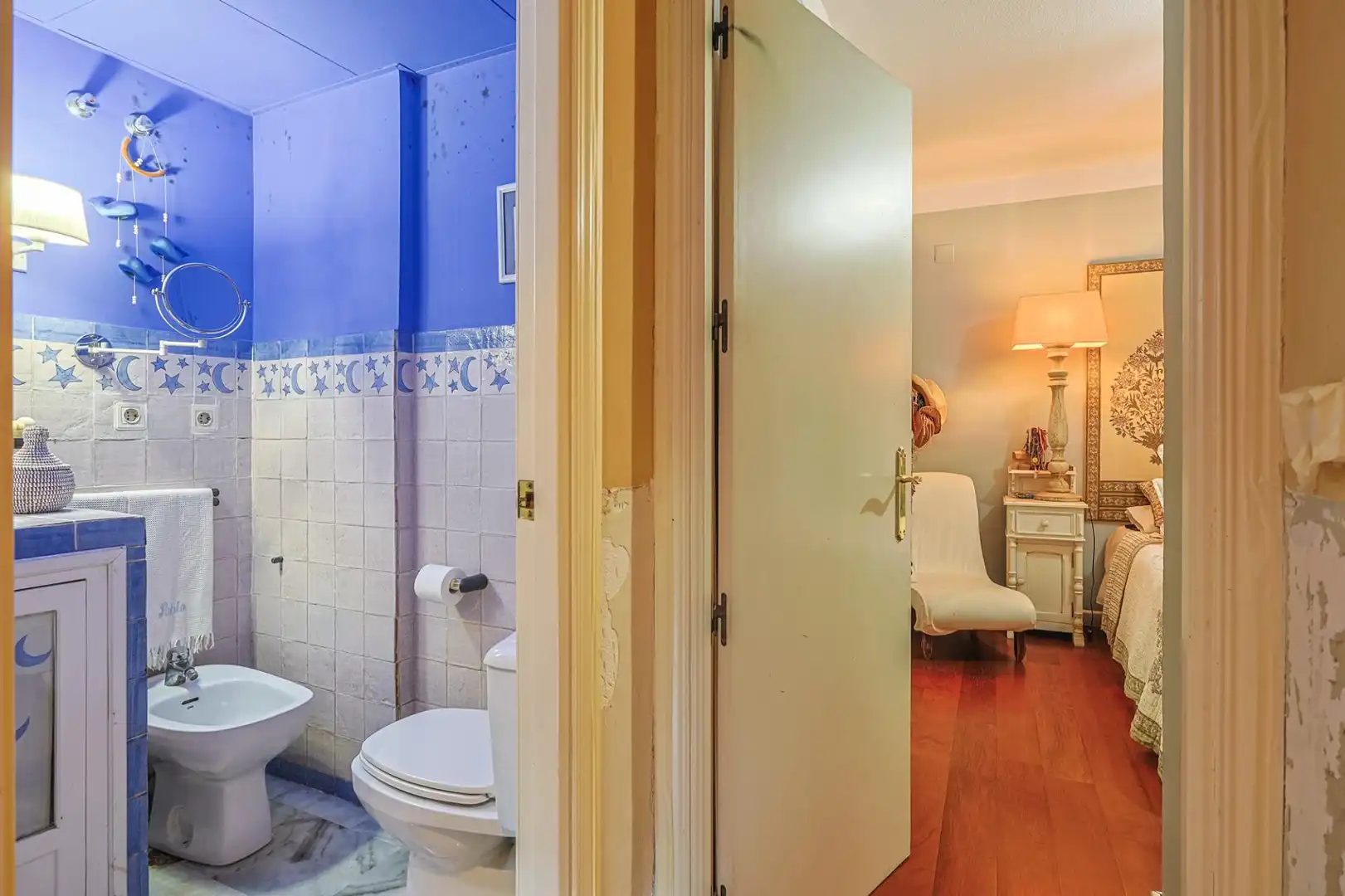 Baño de Piso en venta en Tomares con Aire acondicionado, Jardín privado y Piscina comunitaria