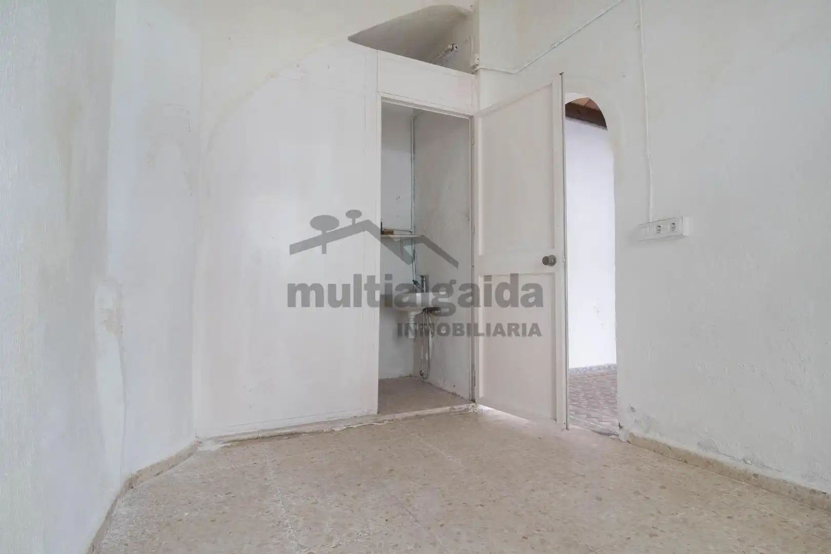 House with terrace for sale in Centro - Calzada - Cabo Noval, imagen 6