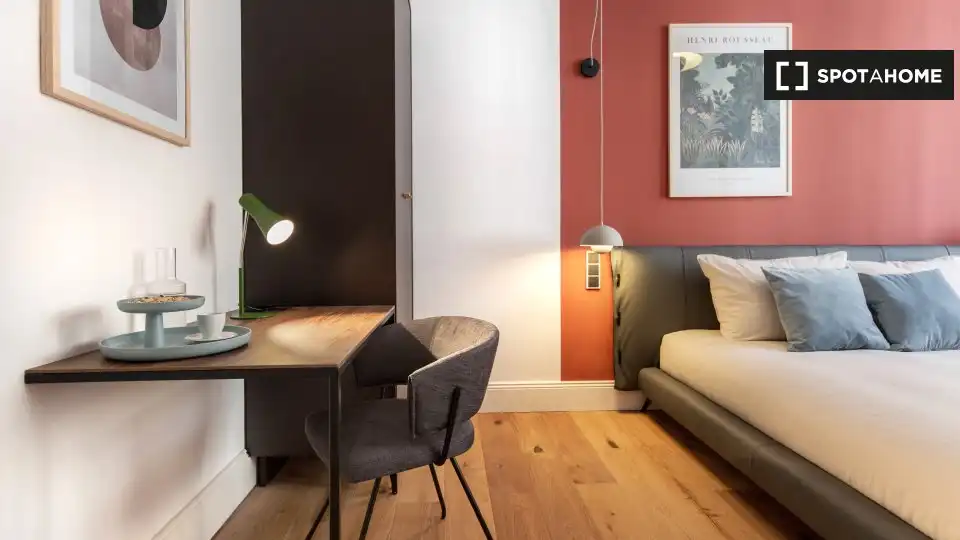 Dormitori de Estudi per a compartir en Castellfort amb Aire condicionat, Terrassa i Moblat