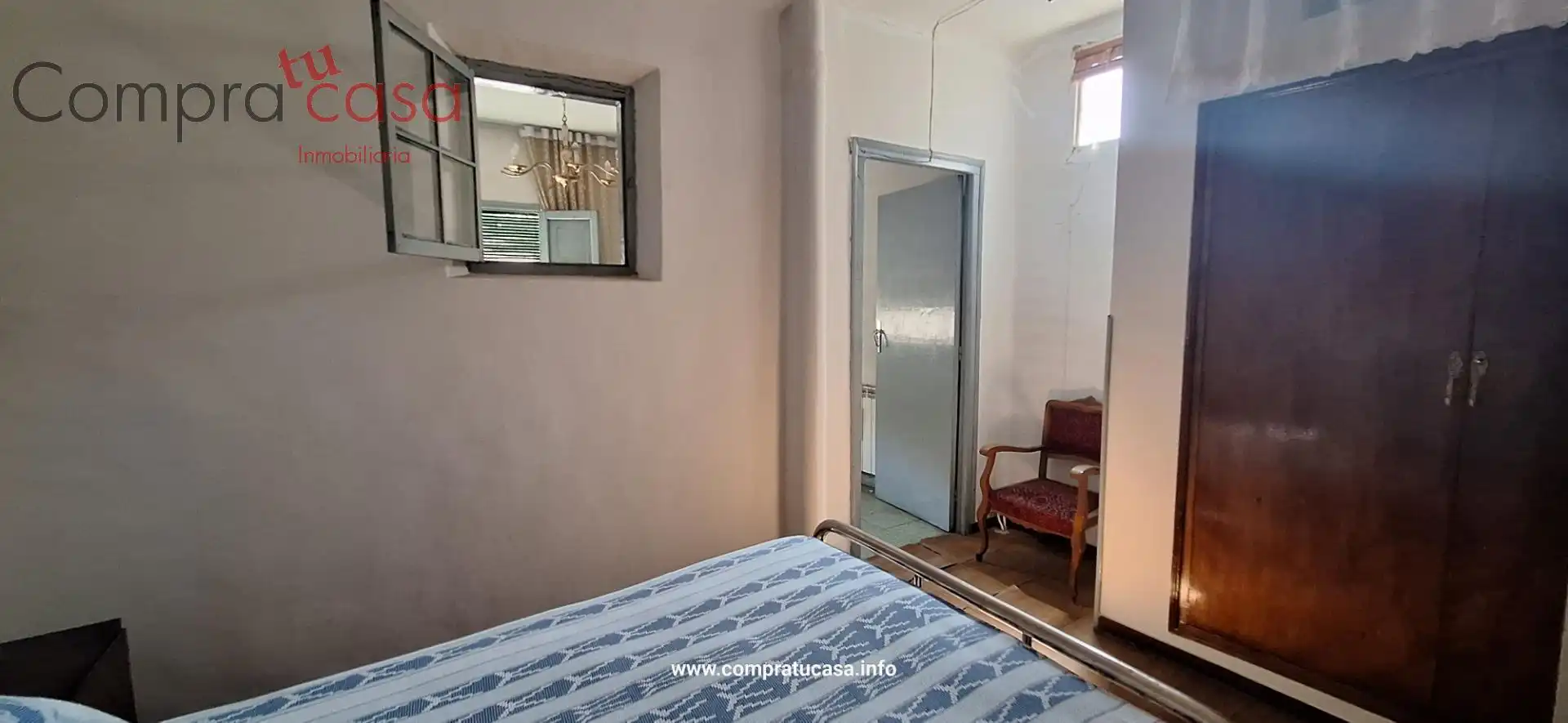 Habitación de Finca rústica en venta en Fuentepelayo con Calefacción, Trastero y Amueblado