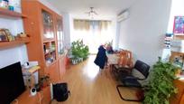 Living room of Flat for sale in Móstoles  with Air Conditioner, Heating and Oven