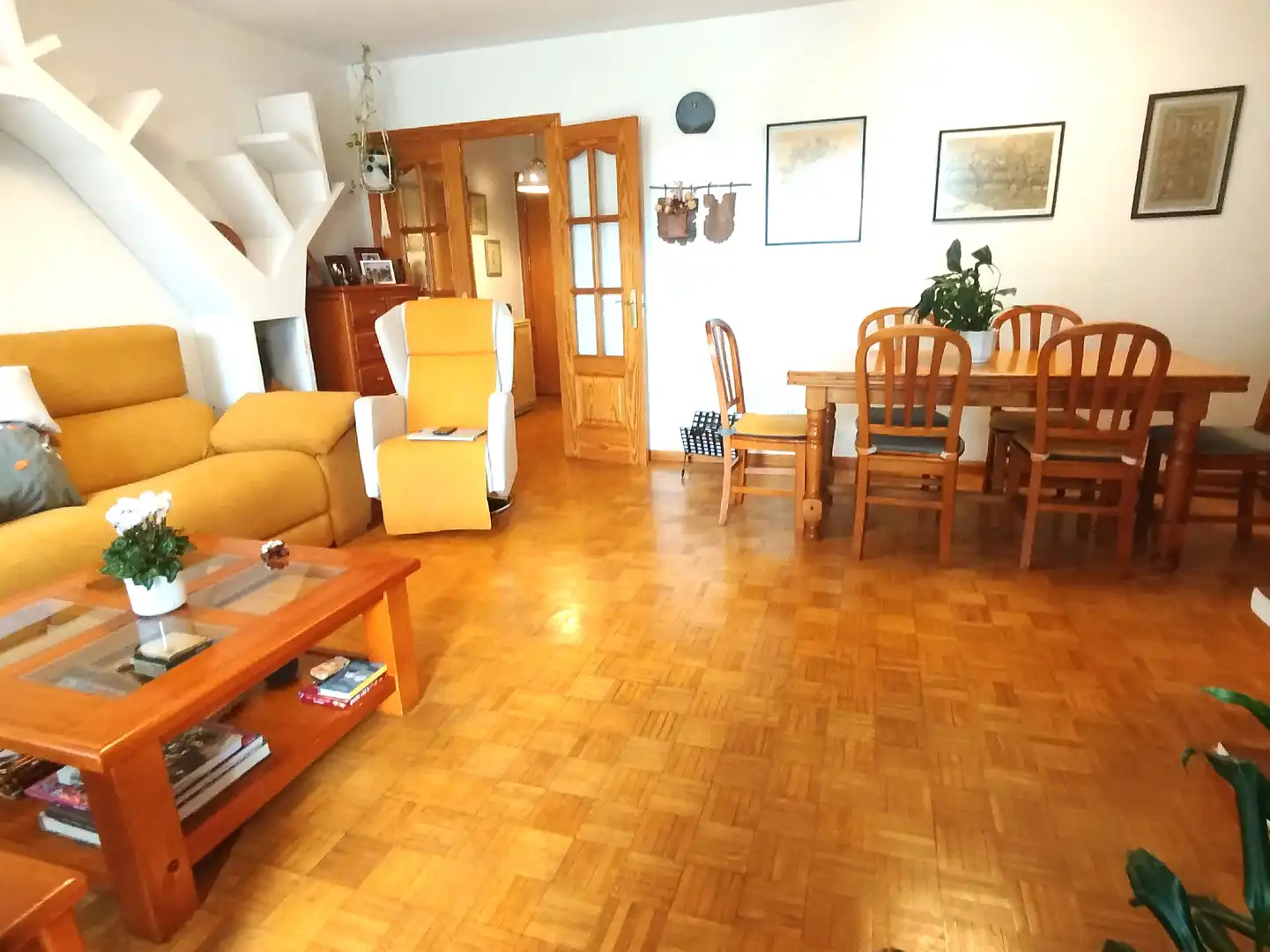Wohnzimmer von Wohnung zum Verkauf in Móstoles mit Klimaanlage, Heizung und Privatgarten
