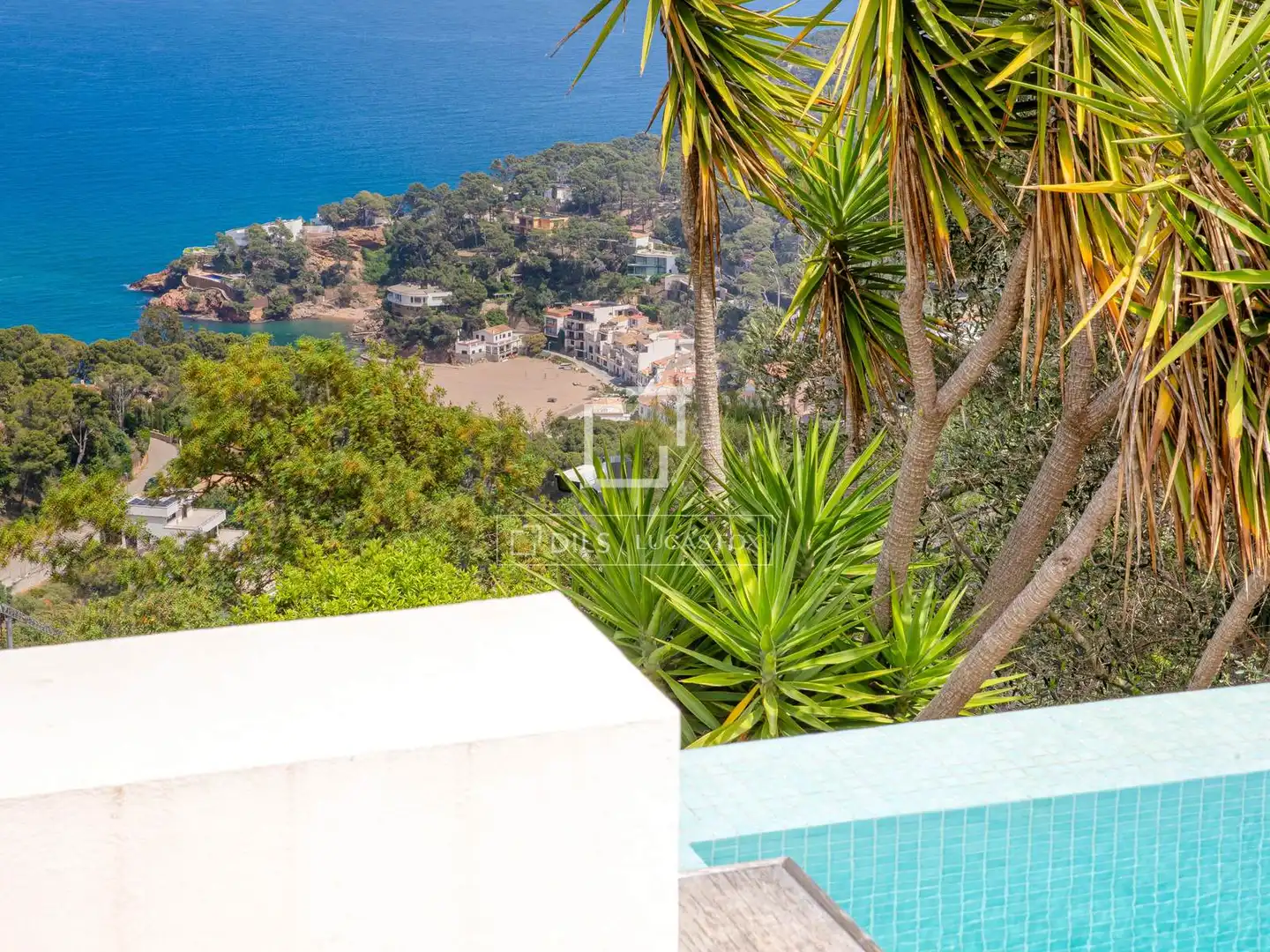 Vista exterior de Casa o xalet en venda en Begur amb Aire condicionat, Jardí privat i Terrassa