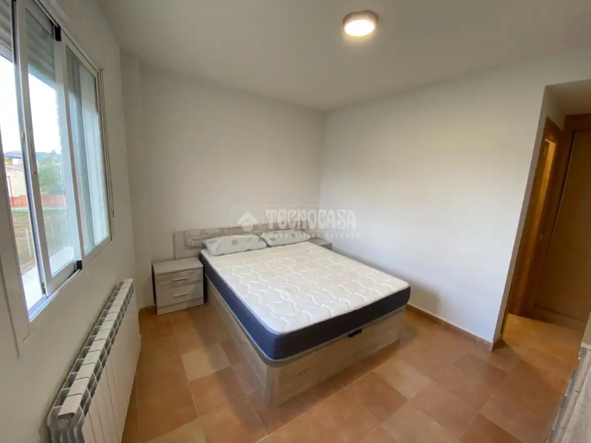 Habitación de Piso en venta en Yunquera de Henares con Calefacción