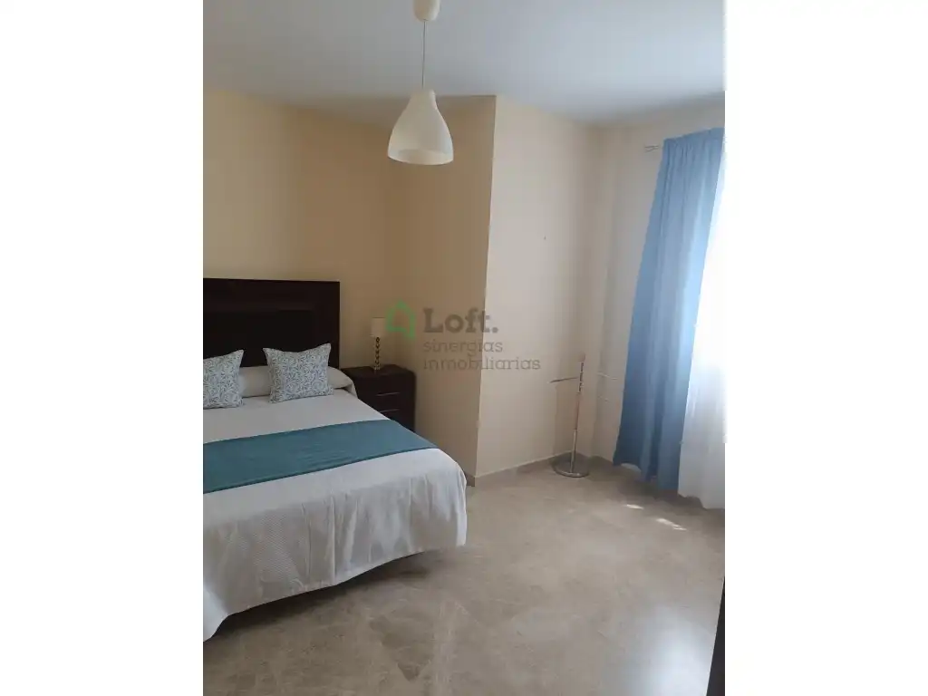 Bedroom of Duplexes for rent in Badajoz  with Air Conditioner, Heating and Terrace