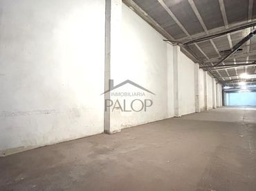 Local comercial en venda a Carcaixent