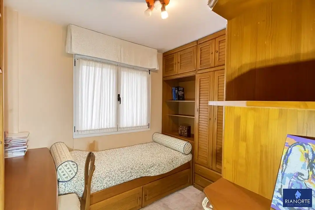 Habitación de Piso en venta en Gozón con Calefacción y Amueblado