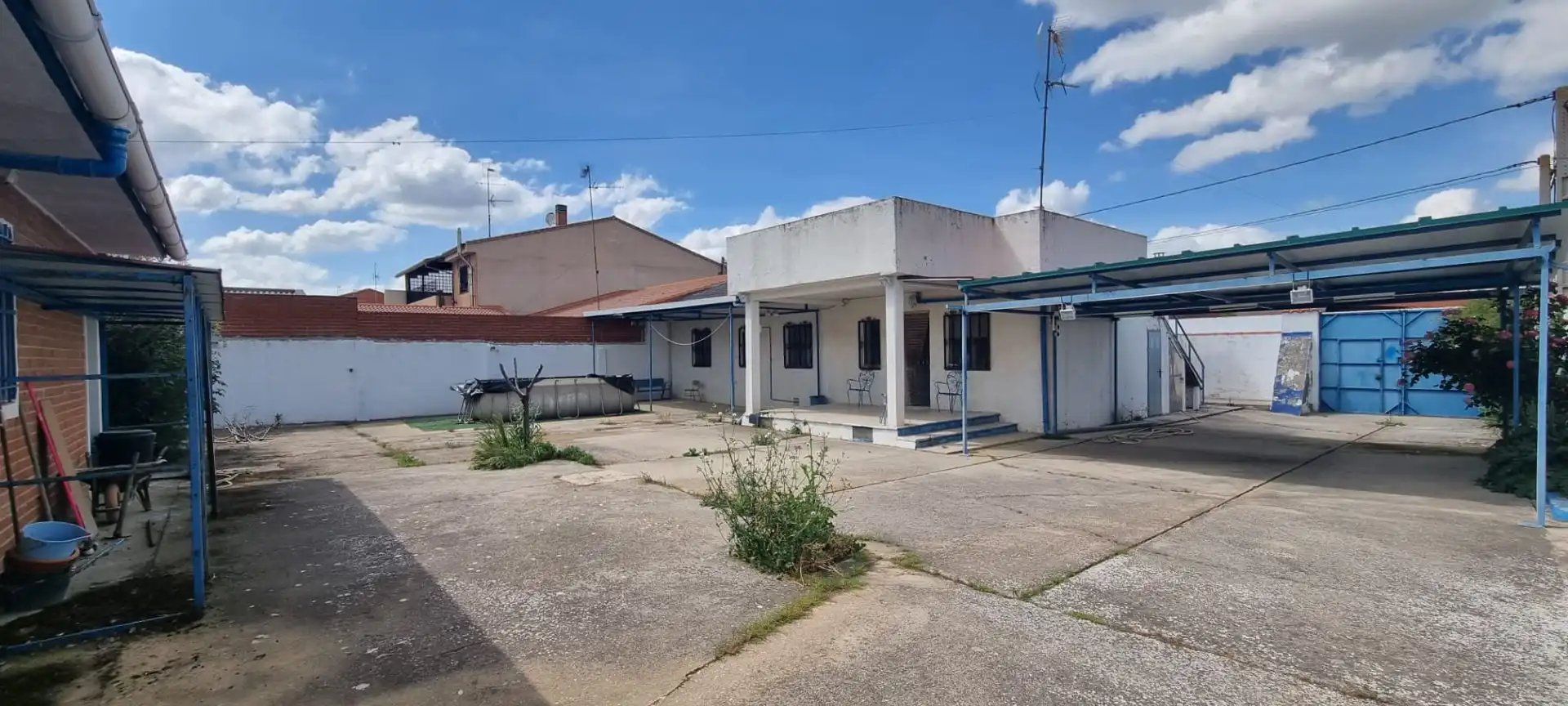 Vista exterior de Finca rústica en venta en Gerindote con Calefacción y Amueblado