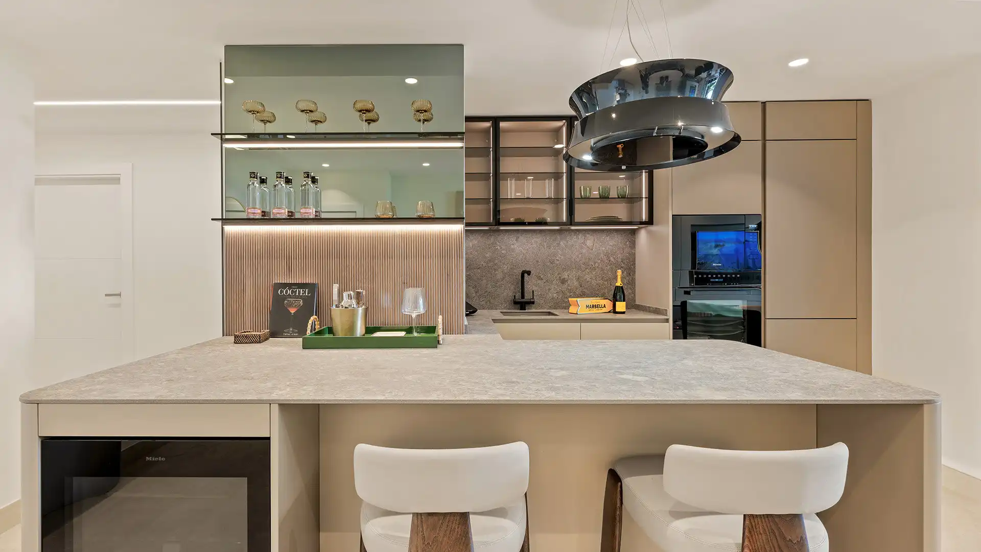 Cocina de Planta baja en venta en Estepona con Aire acondicionado, Terraza y Trastero
