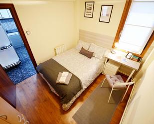 Dormitori de Apartament per a compartir en Bilbao  amb Moblat, Forn i Rentadora
