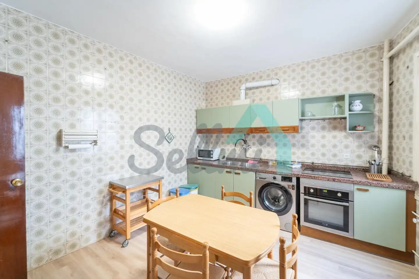 Küche von Wohnung zur untervermieten in Oviedo  mit Heizung, Parkett und Möbliert