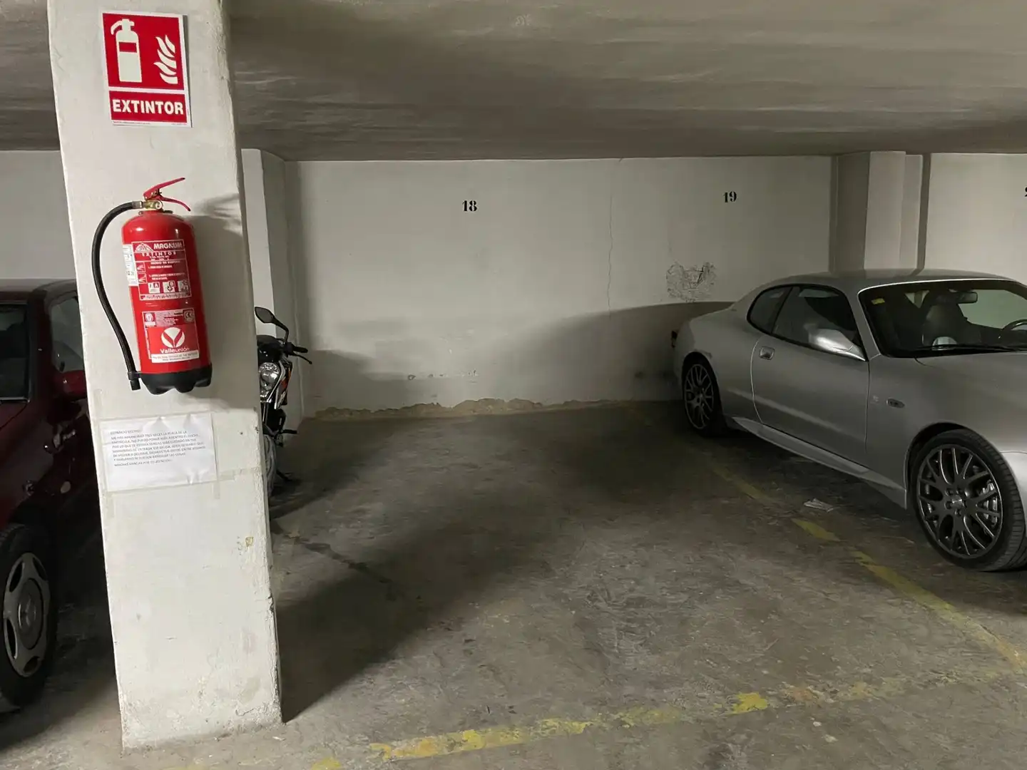 Parkplatz von Wohnung zur Miete in Murcia mit Klimaanlage, Heizung und Möbliert