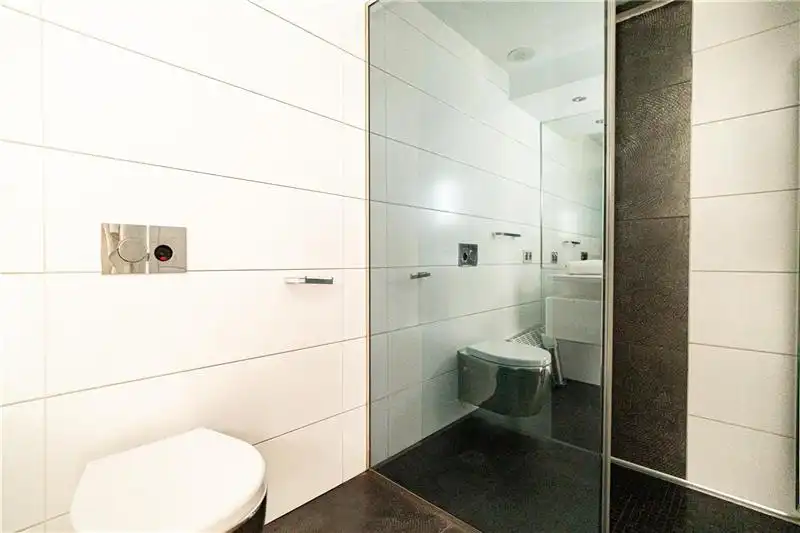 Badezimmer von Wohnung zum Verkauf in  Palma de Mallorca mit Klimaanlage und Terrasse