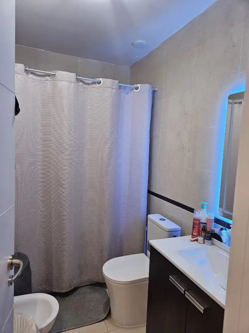 Baño de Piso en venta en Roquetas de Mar con Amueblado