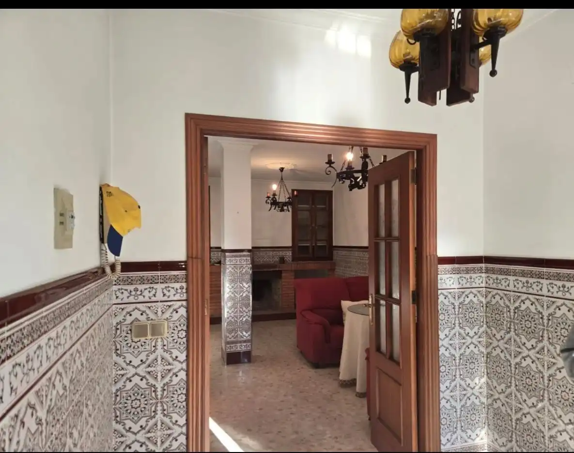 Casa adosada en venda en Mairena del Aljarafe amb Aire condicionat, Terrassa i Moblat