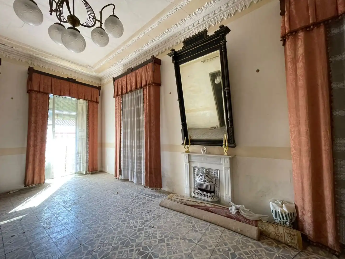 Dining room of Houses for sale in Calzada de Calatrava  with Balcony