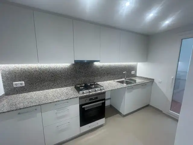 Kitchen of Flat for rent in Sant Cugat del Vallès  with Heating and Oven