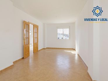 Semi-detached house with balcony for sale in Cijuela