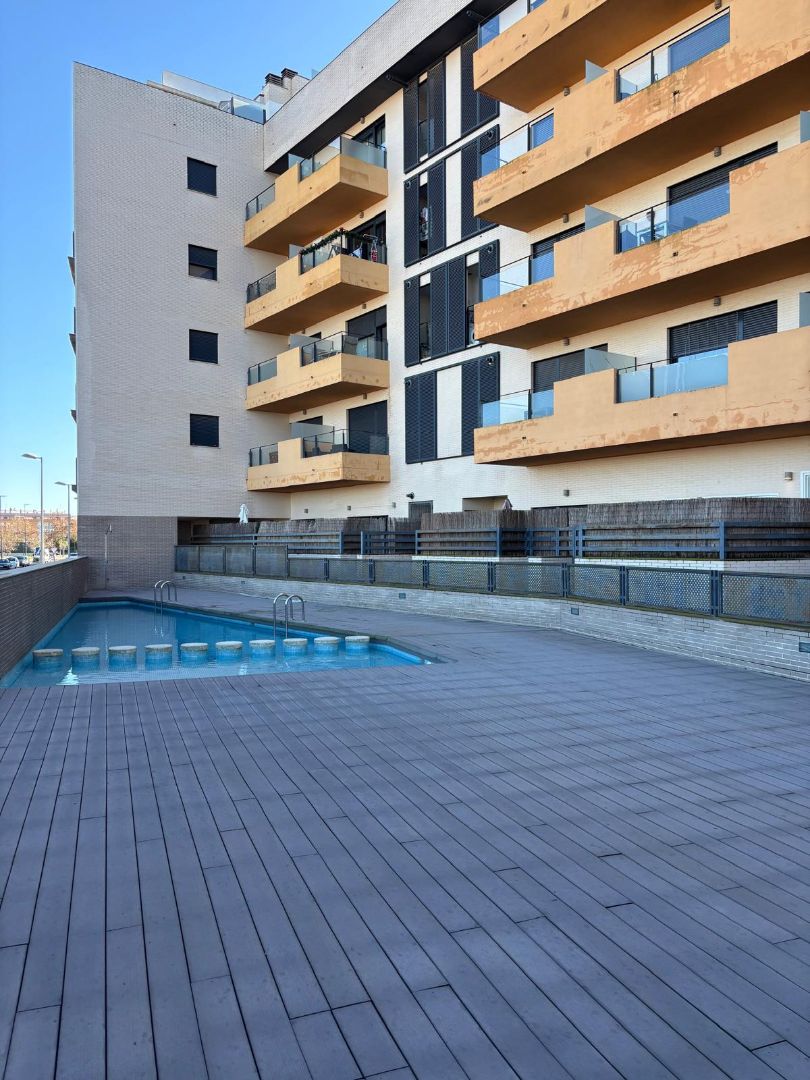 Piscina de Piso en venta en Silla con Aire acondicionado, Parquet y Terraza