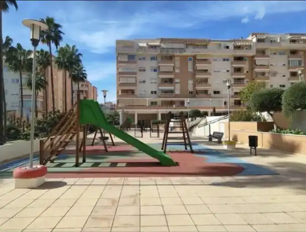 Vista exterior de Piso en venta en Málaga Capital con Aire acondicionado, Trastero y Horno