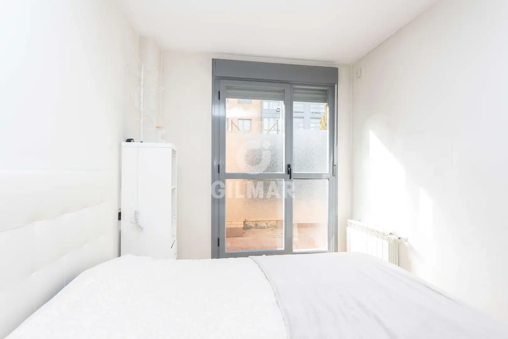 Habitación de Planta baja en venta en Madrid con Calefacción, Trastero y Piscina