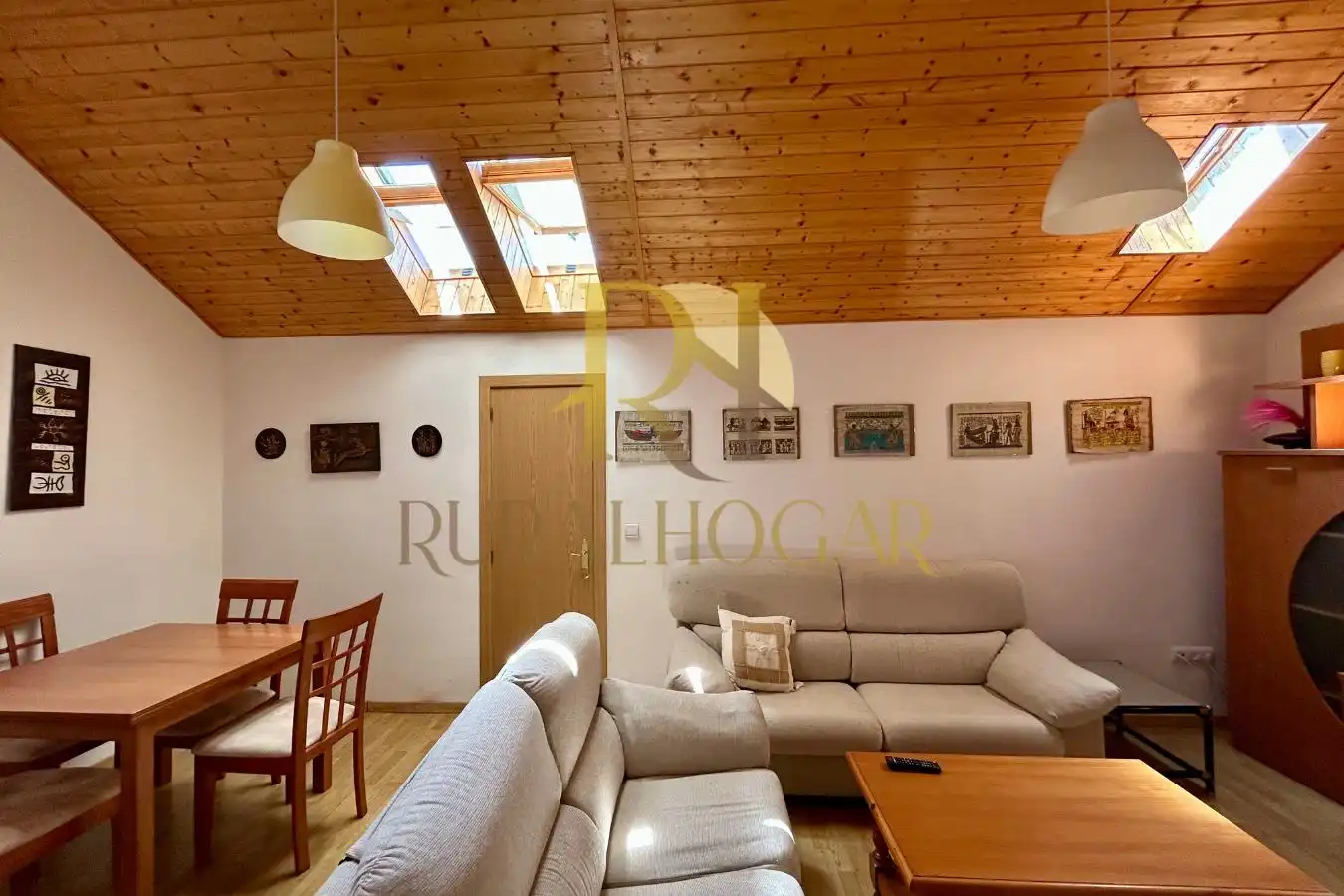 Wohnzimmer von Wohnung zum Verkauf in Cabrillanes