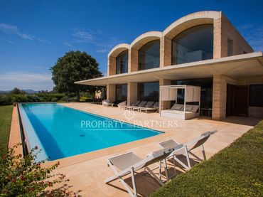Casa rustica con piscina in vendita a Son Colom