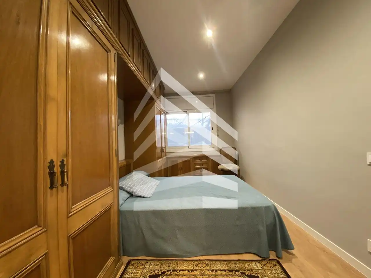 Schlafzimmer von Wohnung zum Verkauf in Barcelona mit Klimaanlage und Heizung
