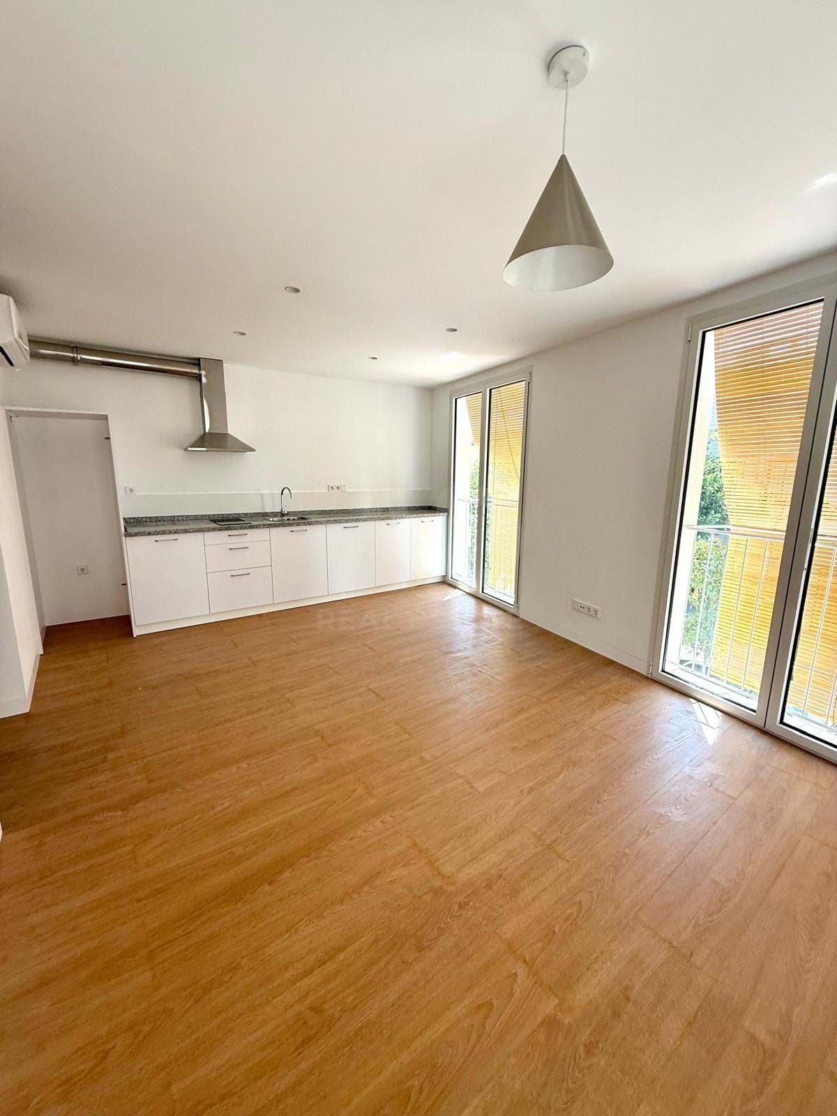 Cuina de Pis de lloguer en  Sevilla Capital amb Aire condicionat