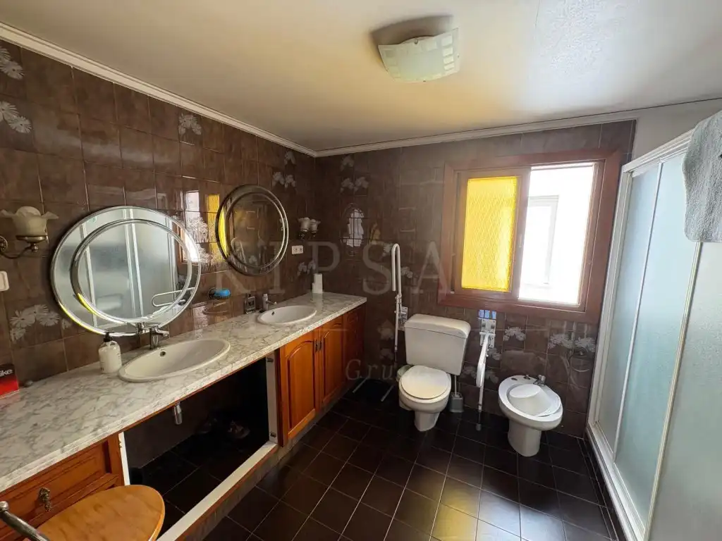 Baño de Piso en venta en Oliva pueblo