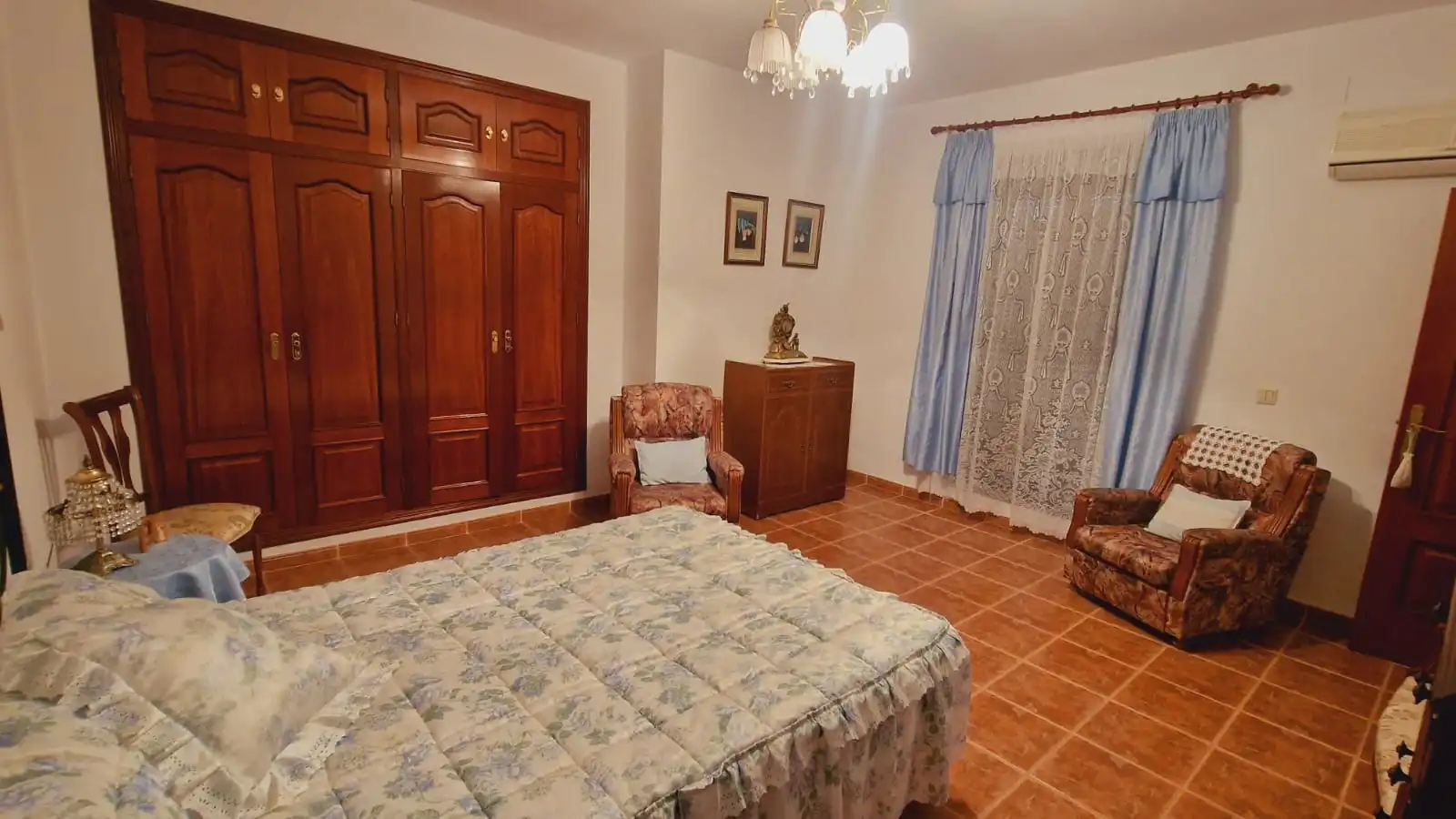 Habitación de Casa o chalet en venta en Villa del Río con Aire acondicionado, Calefacción y Jardín privado