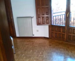 Bedroom of Flat for sale in Covaleda  with Air Conditioner and Balcony