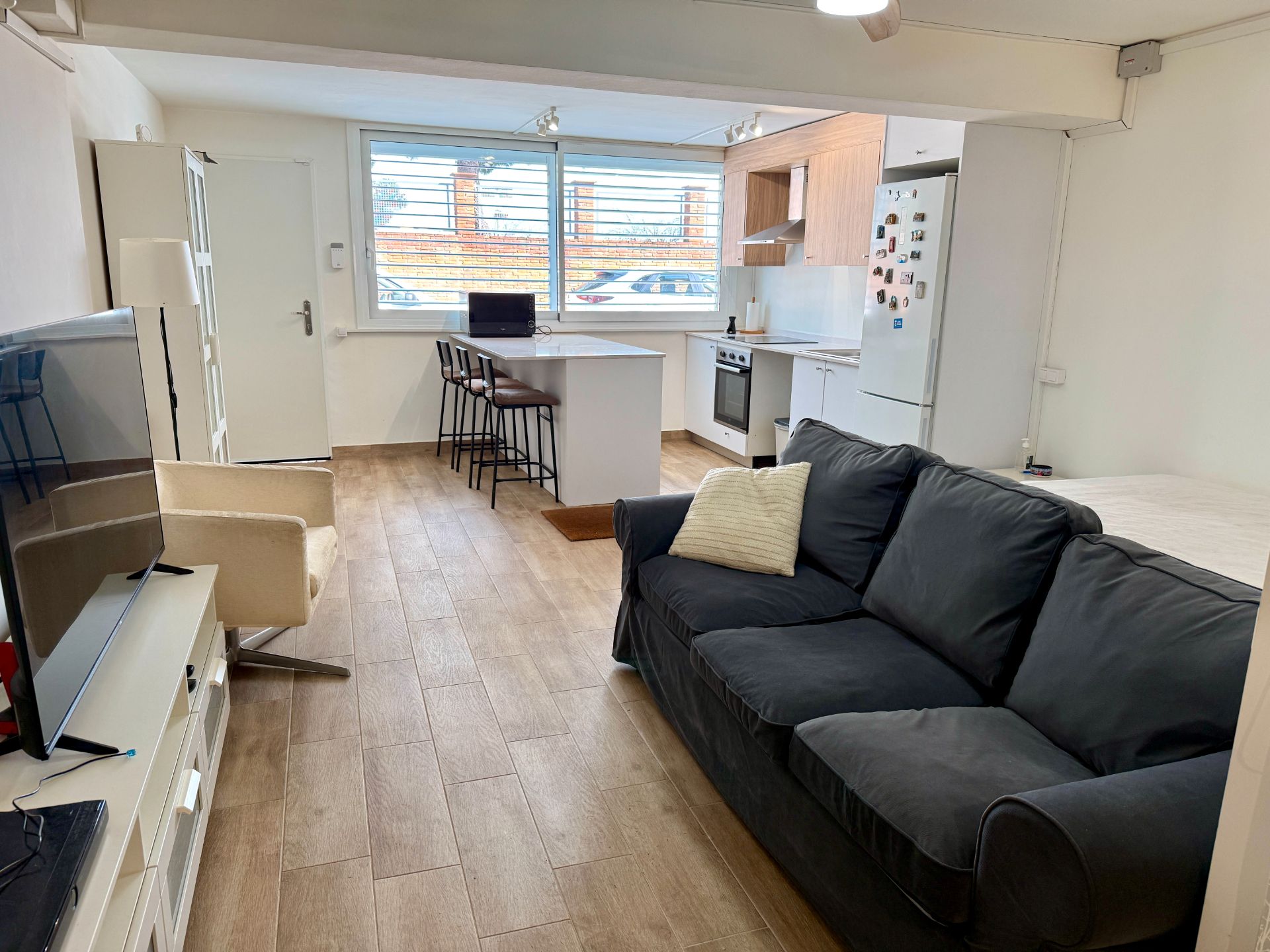 Sala d'estar de Estudi en venda en  Barcelona Capital amb Calefacció, Forn i Rentadora