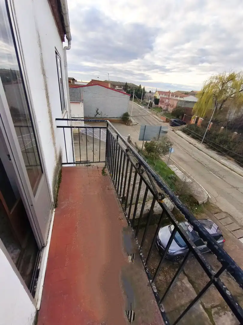 Balcony of Buildings for sale in Sahagún